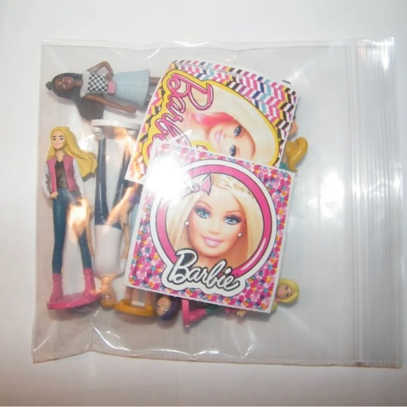 Barbie and Friends Deluxe Party Favors Goody Bag Fillers Set of 12! - Picture 7 of 7